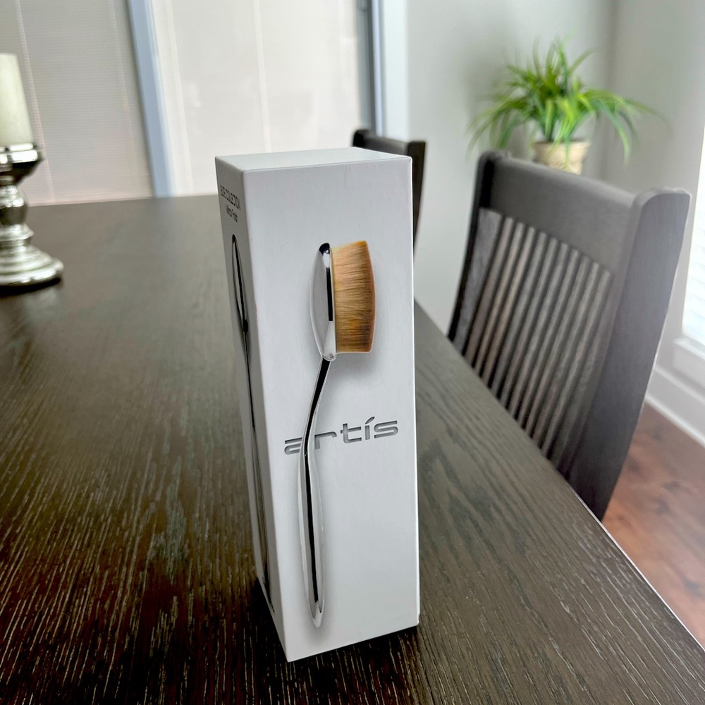 artis ELITE COLLECTION mirror finish Oval 7 brush